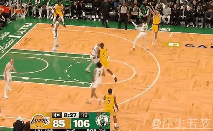 里夫斯三分绝杀 手感火热展现实力